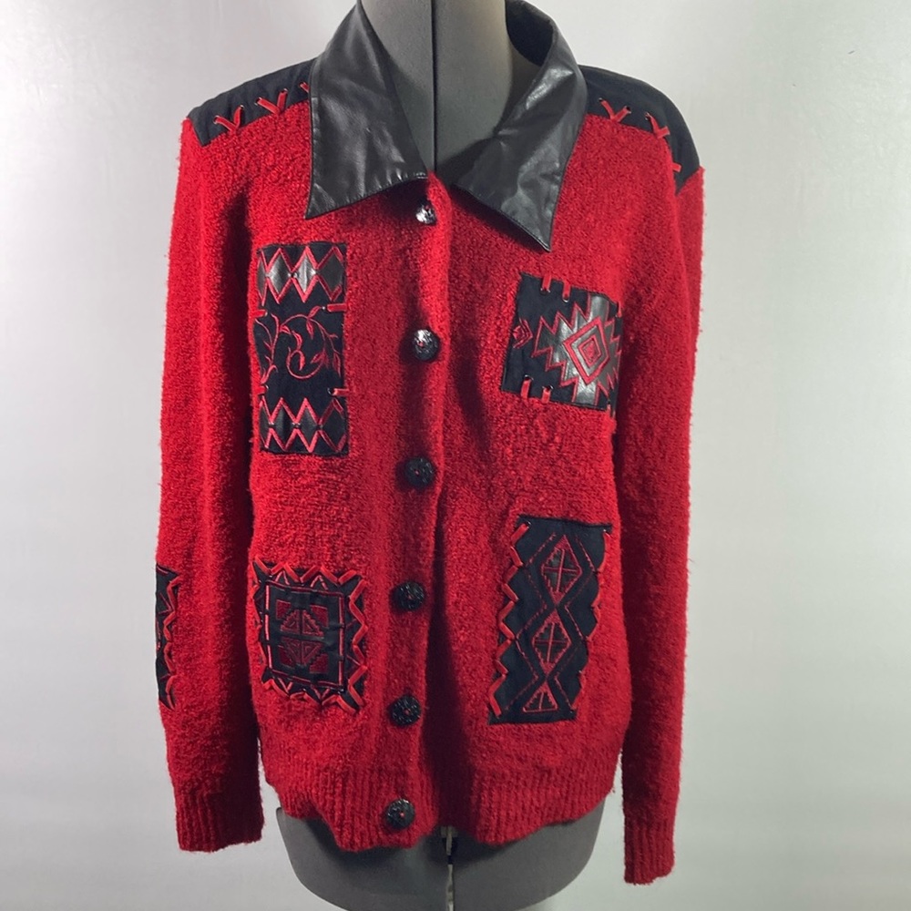 Nancy Bolen Sweater Women Size Large Red & Black  Boho Faux Leather Collar